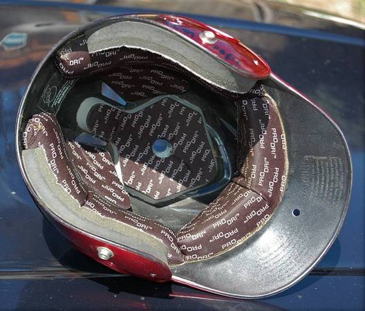 Casco deportivo Rawlings CFHL, tamaño 6 1/2 a 7 1/2, en buen estado - $5 (Escondido)63471142616065123