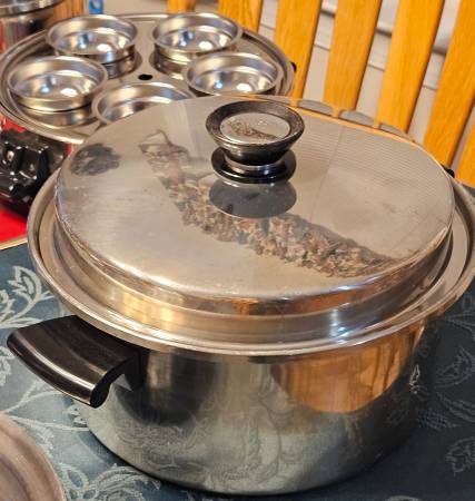 Amway Queen 19‑Piece Cookware Set – New Old Stock, Never used