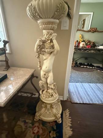 Antique carved Columns 1