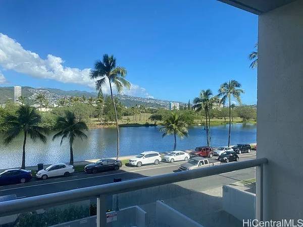 $2300.00 / 1br - ¡Vida en la isla en Ala Wai! ¡De mes a mes!63939665258627121