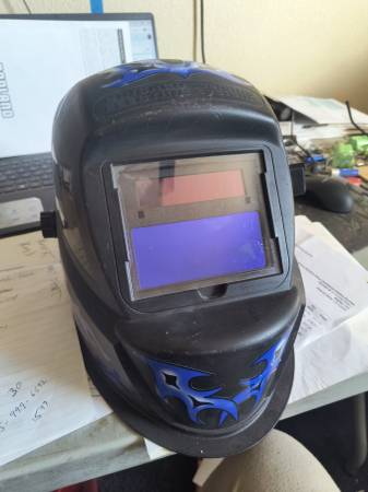 WELDING HELMET NEW 1