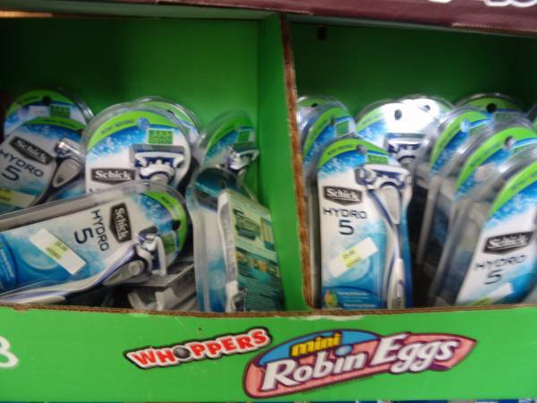 Schick Hydro 3 Blade Razors --New in Package-Half Price-- 1