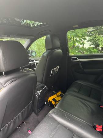 Proche Cayenne - $3,500 (Valley stream)63654722252291122