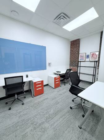 $329 Richmond Dedicated Desks – Your Own Spot This Fall (Shockoe Slip)64027112172545121