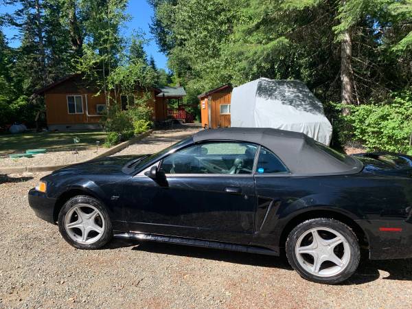 Ford mustang gt - $4,98963623060874369120