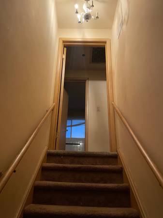 $475 / 1br - 500ft2 - Half of Apartment  Living for Maintenance work (Port Huron)63882354047619121