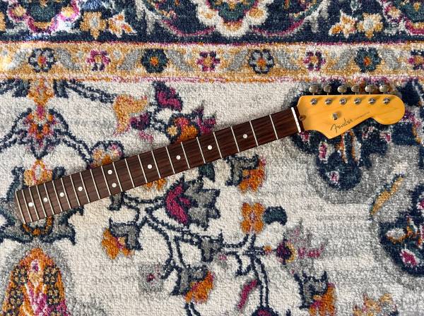 Fender American Ultra Stratocaster Neck 2024 with Gotoh Locking tuners 1