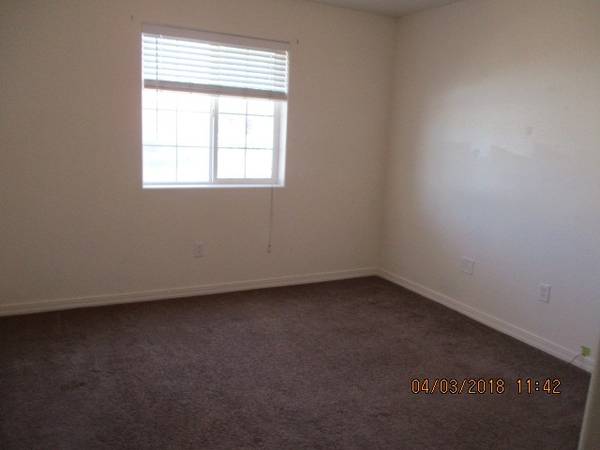 $1,495 / 3br - 3 bedroom 2 bath Twin Home - Pets considered! (Enoch)63932586361986124