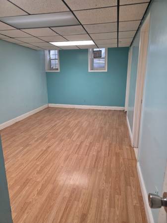 $1,295 / 1br - Master bedroom with full bathroom including Utilities and car parking (Herndon)63821978225153120