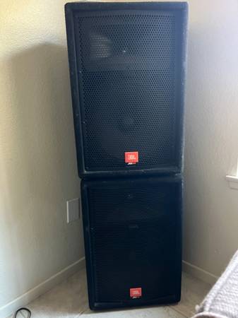 JBL Monitors 1