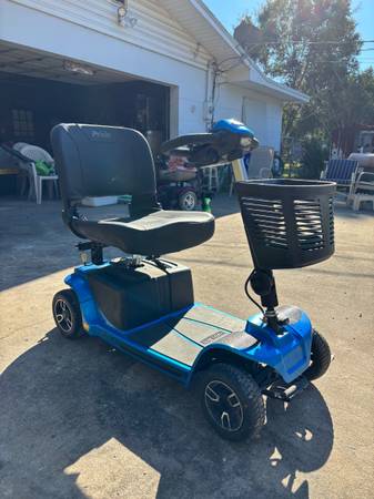 Electric mobility scooter 1