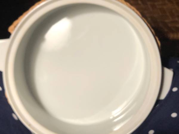 Casserole dish and basket holder - $19 (Springdale)62942253903489121