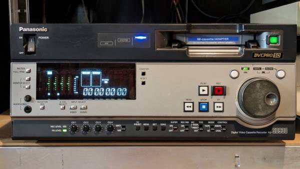 Panasonic AJ-SD930 DVCPRO50 / DVCPRO Digital Video Cassette Recorder Broadcast 1