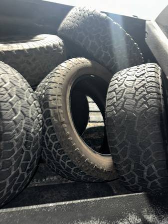 Tires all terrain 275/55/20 hot sale 🔥🔥🔥 1