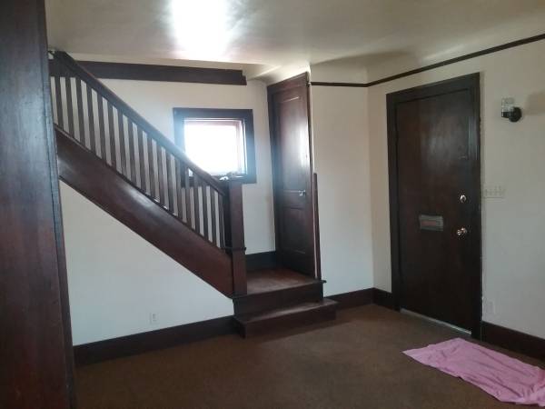 $110,000 / 3br - Detroit east side (Seymour and 6 mile)64018942083329124