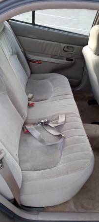 " Cold Air"Buick century. Runs ,drives, very dependable nothing to fix - $1,995 (Eugene)63470222673155123