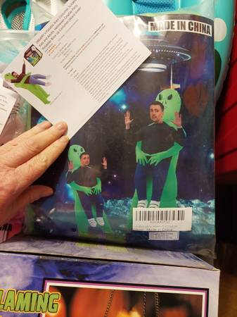 Halloween Costumes Alien 1