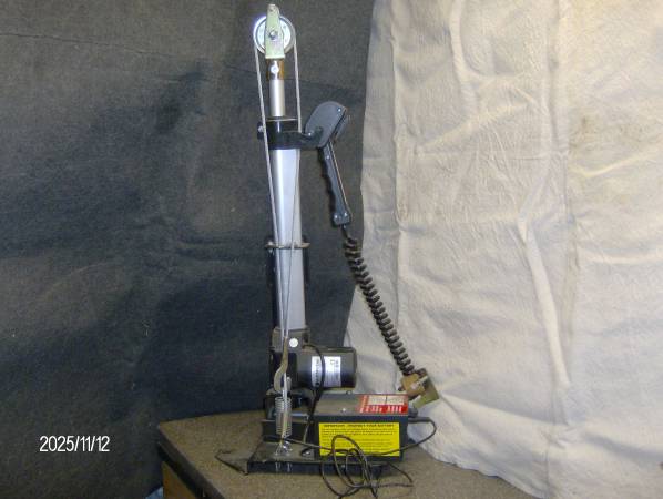 Cyclone Master Power-Lift Unloader 1