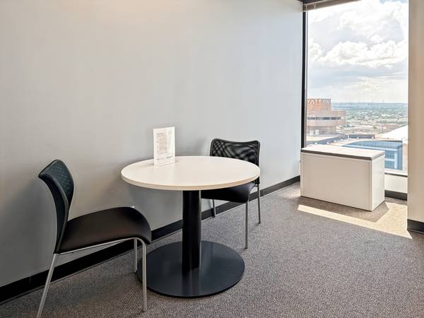 $411 🌟 Oficina con Ventana – Totalmente Amueblada e Incluida Todo! 🪟 (Distrito Central de Negocios de Nueva Orleans)63988199969282121