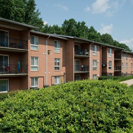 $2,409 / 3br - 1200ft2 - 24-hour emergency service, Ample parking, Dining Room (4905 Southland Ave, Lincolnia, VA)64040024873603121