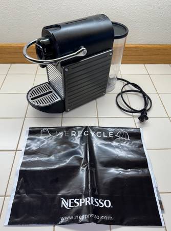 Nespresso Original Pixie Titan Coffee Machine 1