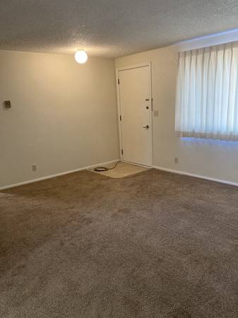 $1,200 / 2br - 788ft2 - Duplex with attached garage between units (Cottage Grove)63373572362243123