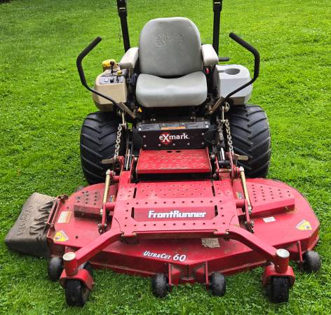 Exmark Front Runner 25HP Diesel 60" 1