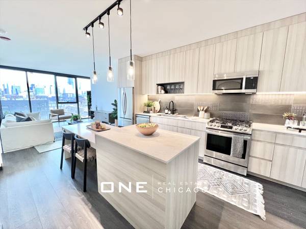 $3,500 / 2br - BRAND NEW 1 BEDROOM plus DEN - 1 BATHROOM IN THE WEST LOOP (West Loop)64041644975106120