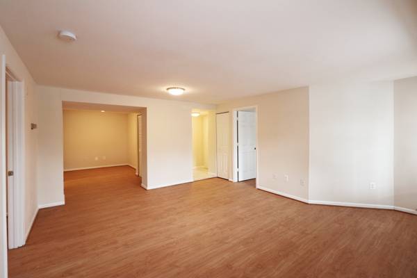 Manager Special - Taylor Three-Bedroom with Balcony and Parking 1