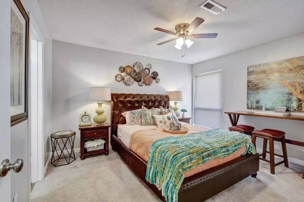 $1,305 / 3br - 1260ft2 - Check out our community today for an experience that can't be beat! (Huntsville - Across from Post Office)63801834422657122