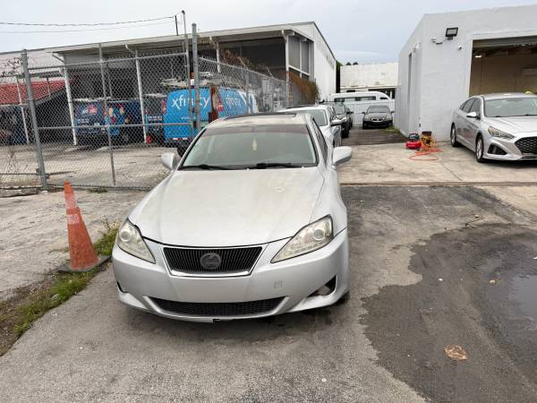 2006 Lexus IS250 1