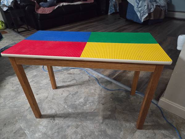 LEGO Table 1