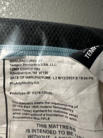 Tempur-Pedic Pro Adapt Medium Firmness Hybrid King Mattress 1