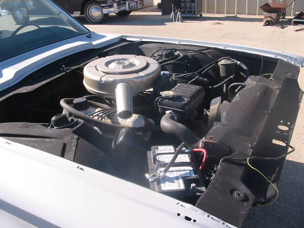 1154801964 ford Thuderbird - $9,00063442934504577121