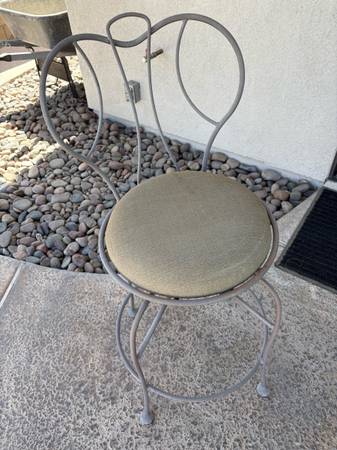 Bar Stools - $25 (Palm Desert)62957307731331124