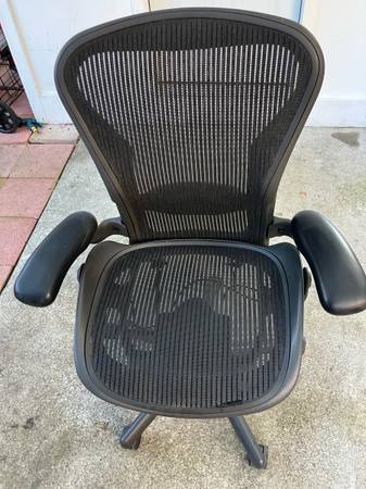 Herman Miller Office Chair 1