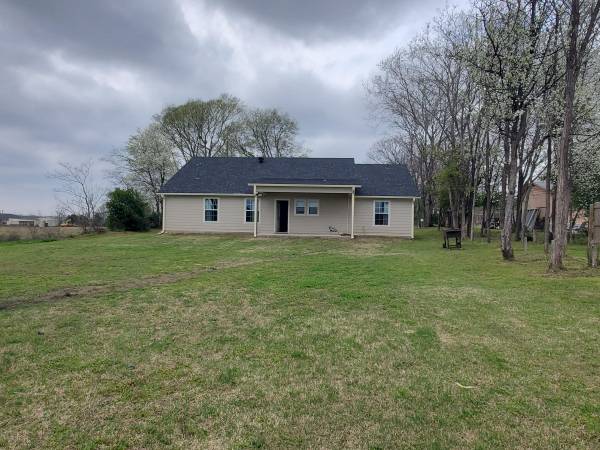 $2,000 / 3br - 1700ft2 - New spacious House for Rent (Mineola Tx)64037558461569121