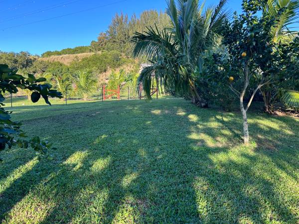 $1,950,000 / 3br - 1500ft2 - 4.4 acres ubicación privilegiada camino privado excelente vecindario (Lawai)63939533634435121