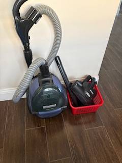 Kenmore Sweeper canister 1