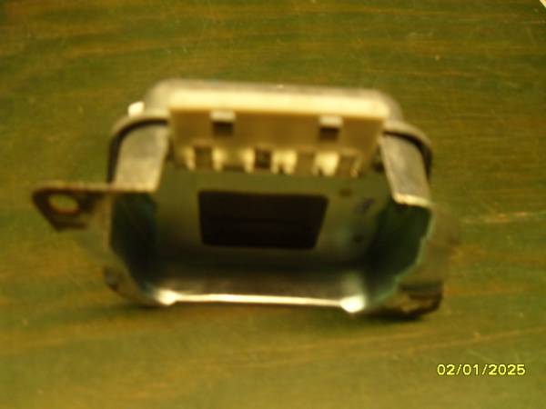 Ford F-250 Voltage Regulator 1