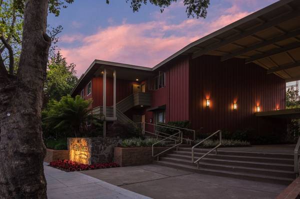 $4,675 / 2br - 1114ft2 - Spacious Bay Tree Apartments with Washer/Dryer and pool access (los gatos)63880014597889121