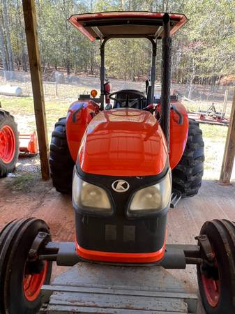 Kubota M7040 - $40,00063470632242177123