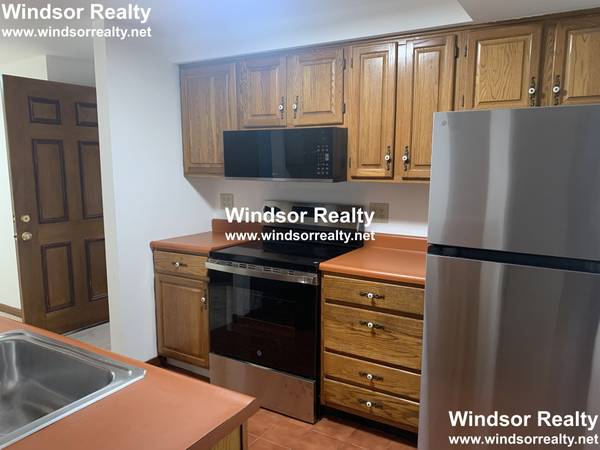 $2,500 / 2br - EXCELENTE UBICACIÓN UNIDAD GRANDE INSTALACIONES DE LAVANDERÍA BUENA OFERTA AHORA (Spring Hill)63856336503041122