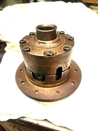 57 - 62 Corvette 4 Series Posi Unit w/NOS 3865208 Clutch Pack 1