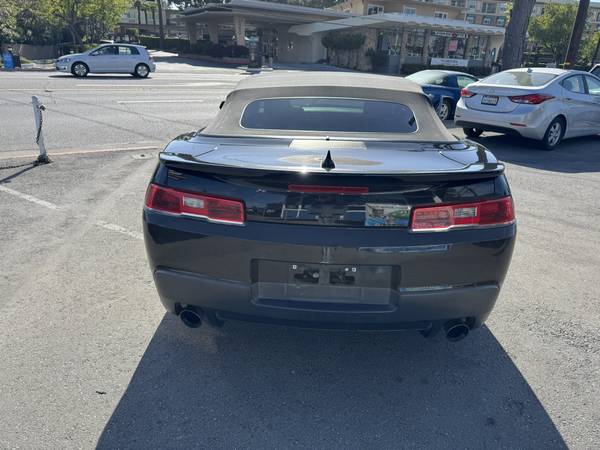 2014 CHEVROLET CAMARO LT CONVERTIBLE. TÍTULO LIMPIO, ¡PASA SMOG! - $11,999 (san mateo)63624172572931122