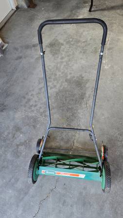Scotts 20" Push Mower 1