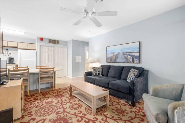 $825 / 2br - Winter Rental in Ocean City with Private Courtyard! (Ocean City)63806890394497122