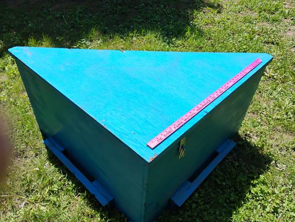 Dock box - $100 (Sioux Falls)634376458306591210