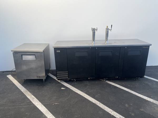 Kegerator & Fridge Set - $2,50063471083004803120