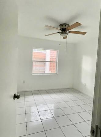 $2,800 / 3br - 1320ft2 - Pets OK, Washer n dryer, NO ASSOCIATION APPROVAL REQUIRED (davie)64002016788738124
